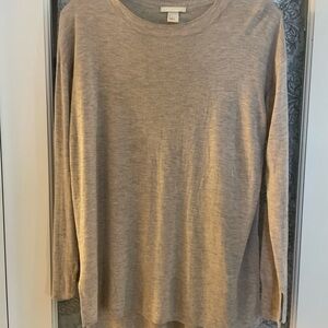 H&M Hi Lo Gray Top Small